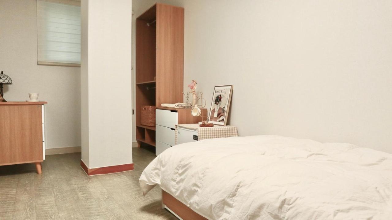 White Story Hostel Seoul Exterior photo