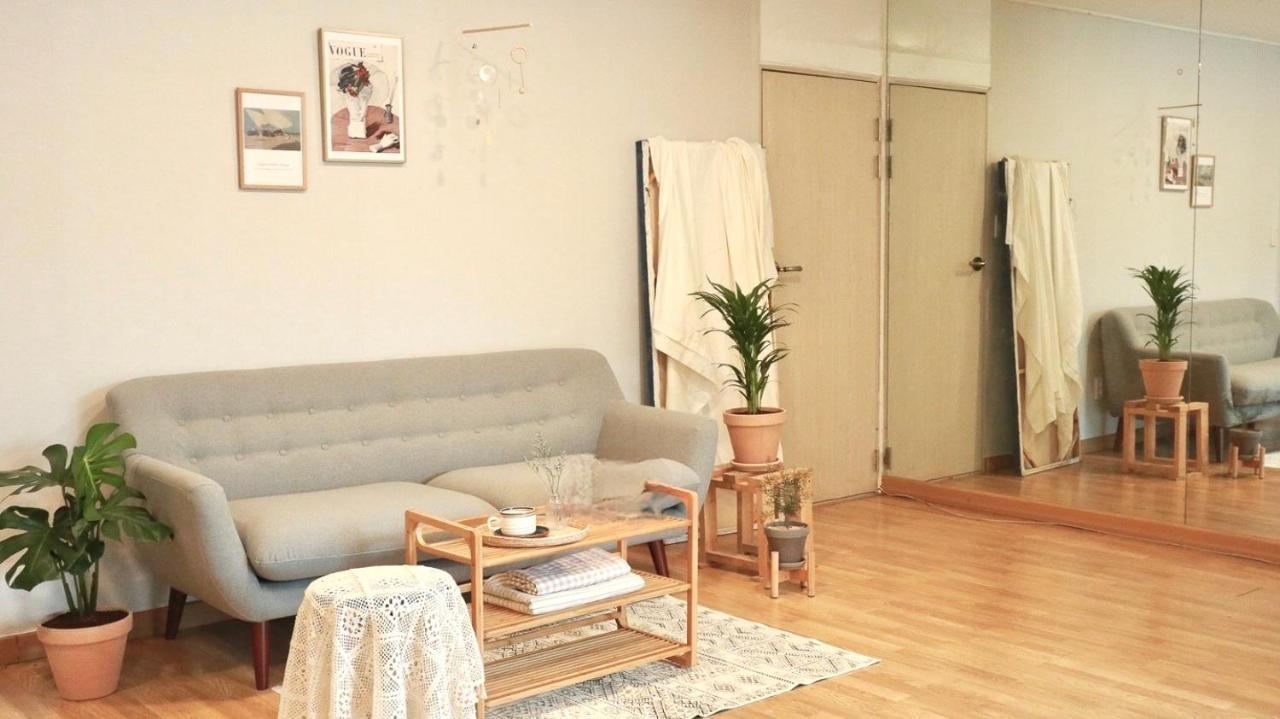 White Story Hostel Seoul Exterior photo