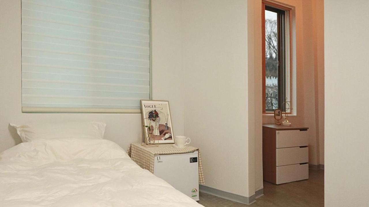 White Story Hostel Seoul Exterior photo